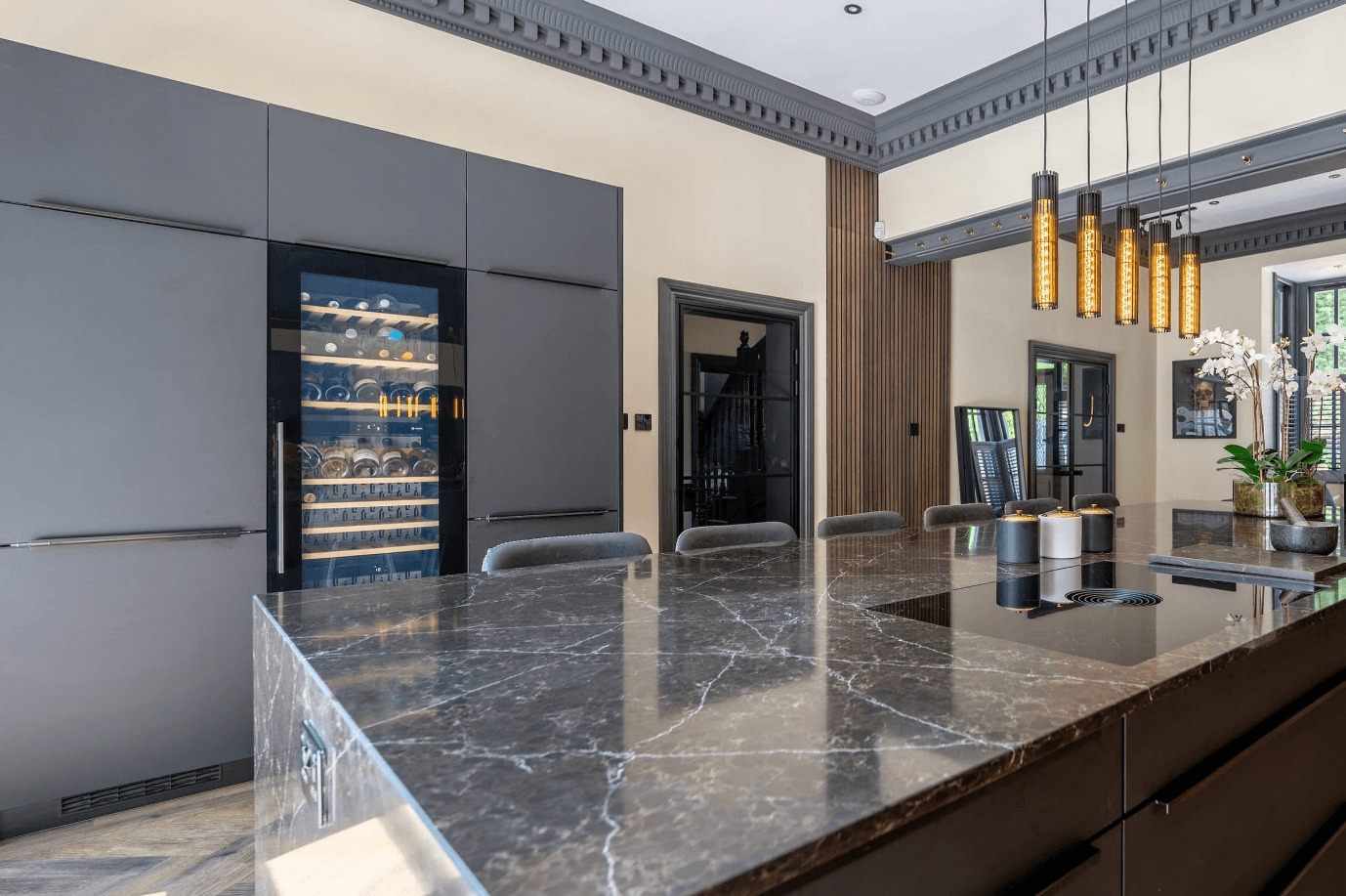 quartz worktop in black