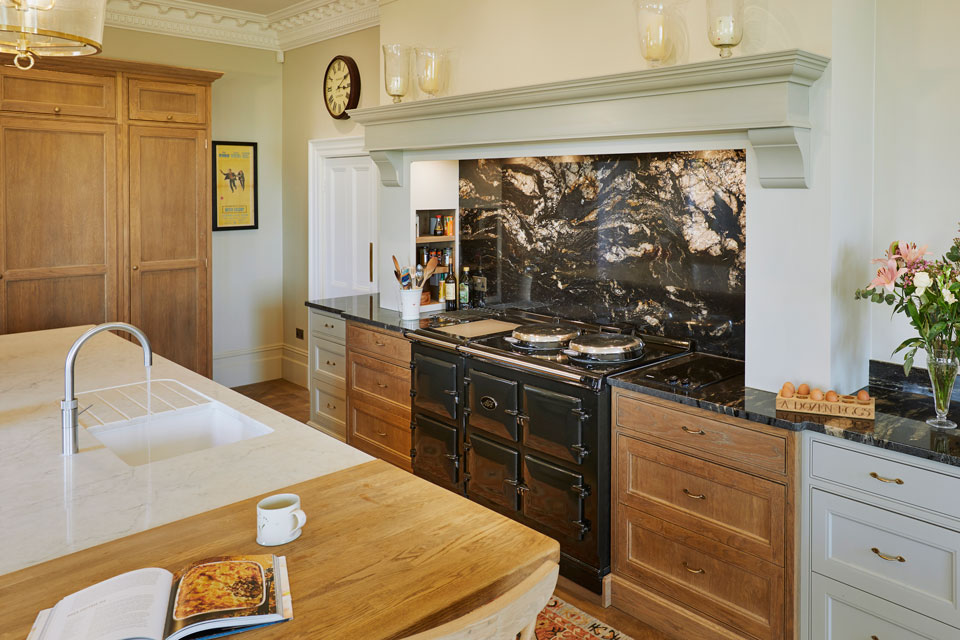 AG Quartz Fusion White & Cosmic Black Granite (cabinetry by Heaven & Stubbs)