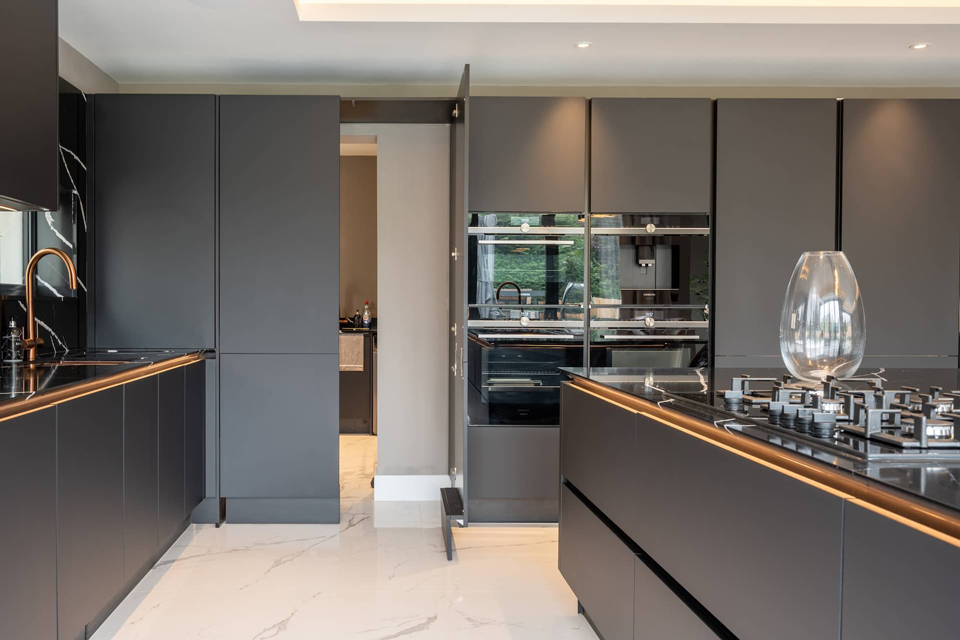 Silestone Eternal Marquina (cabinetry by Audus Kitchens)