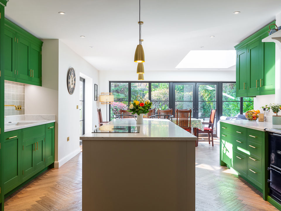 AG Quartz Fusion White (cabinetry by Cloisters Design)