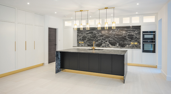 Sensa Black Beauty Caresse Granite