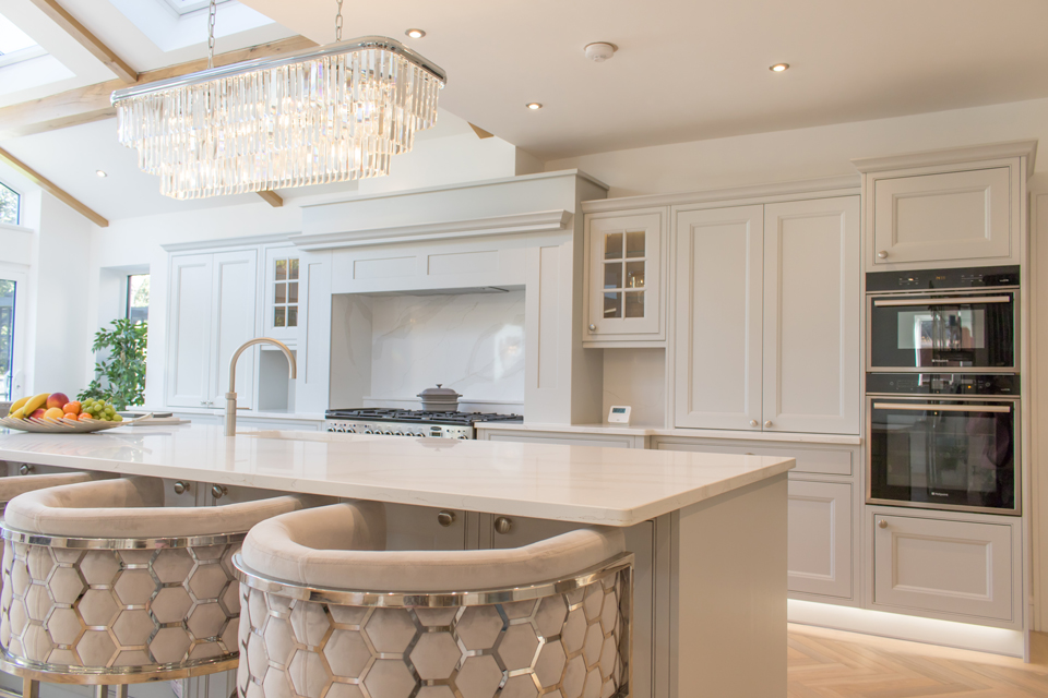 AG Quartz Calacatta Luxo (cabinetry by Paul Rowles Kitchens)