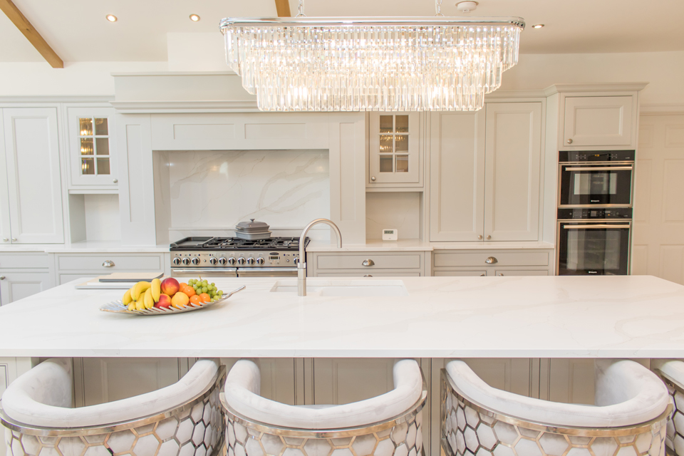 AG Quartz Calacatta Luxo (cabinetry by Paul Rowles Kitchens)