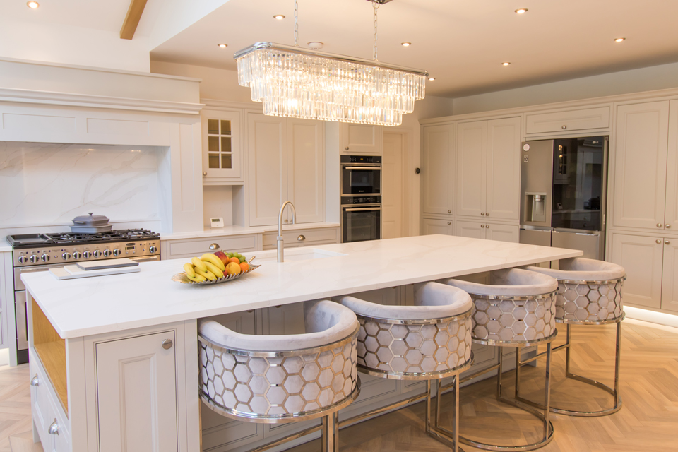 AG Quartz Calacatta Luxo (cabinetry by Paul Rowles Kitchens)