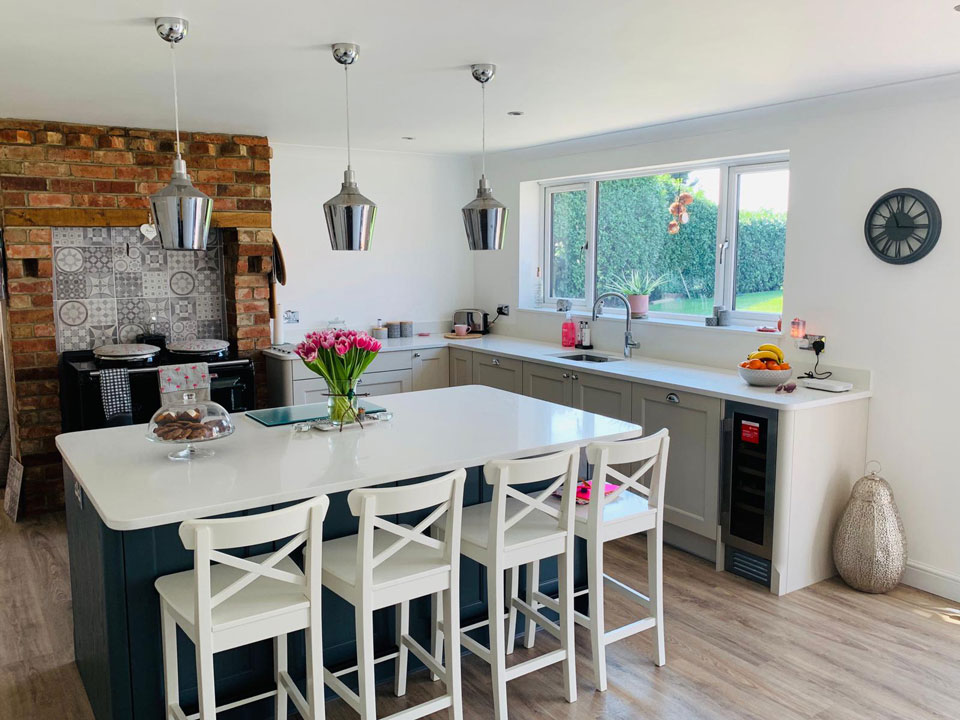 AG Quartz Blanco Ice (cabinetry by Paul Rowles Kitchens)