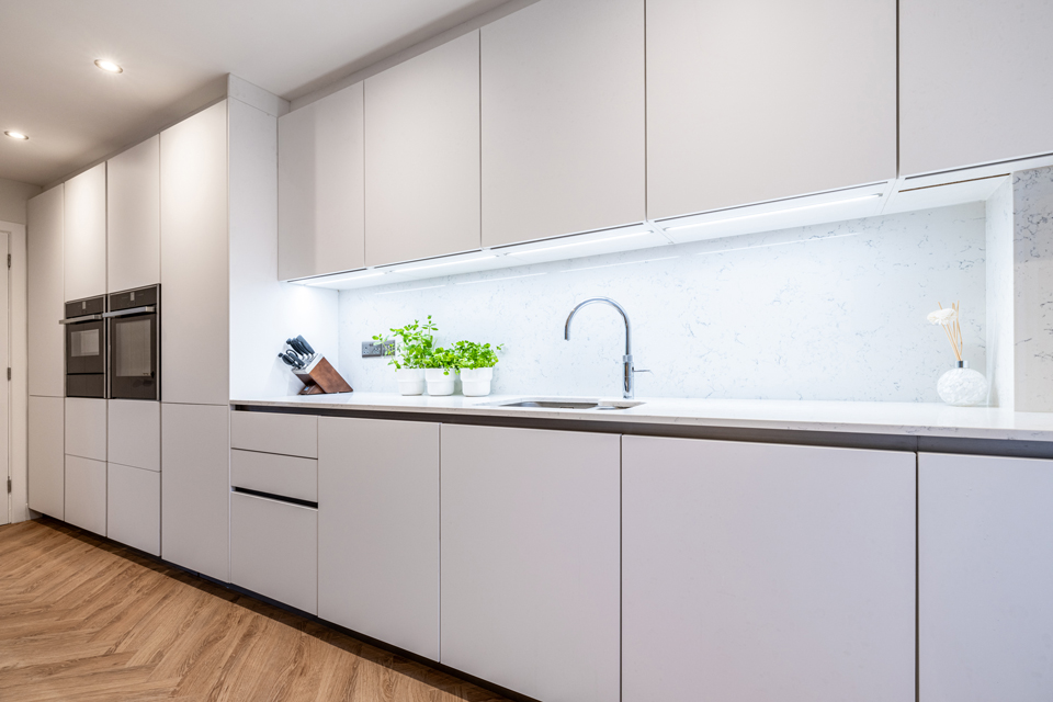AG Quartz Blanco Carrara Q (cabinetry by Zest Kitchens)